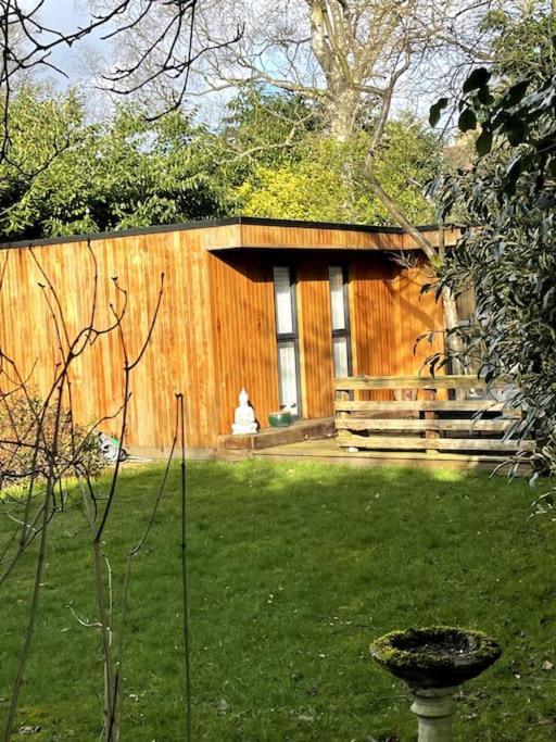 The Cabin, Arkley, Barnet 아파트 외부 사진